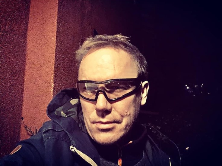 “Mere poesi, sødt bagværk og alkohol og mindre skyd-først-og-spørg-bagefter” (-en slags nytårstale 2022 fra&nbsp;Autismeplusfar)